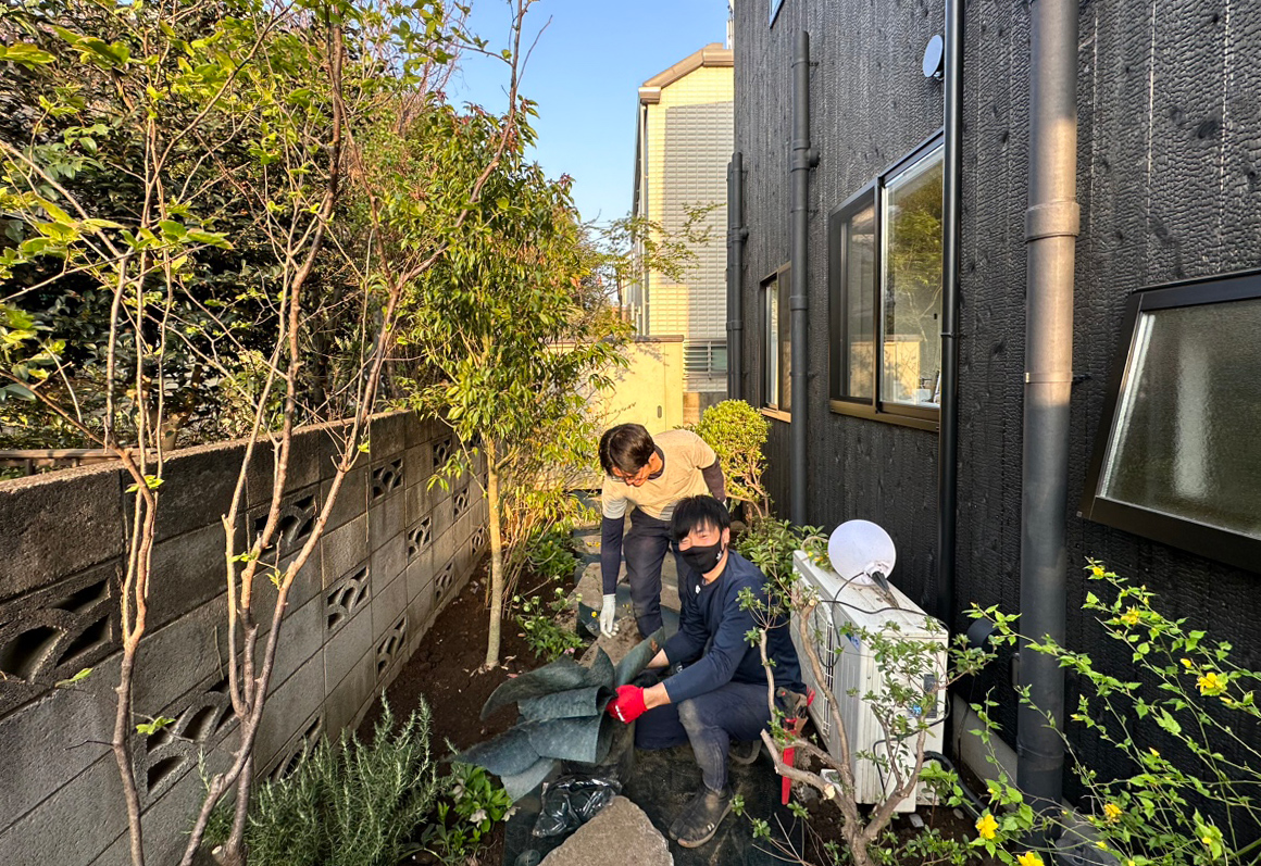 フルヤガーデンのスタッフが働く様子